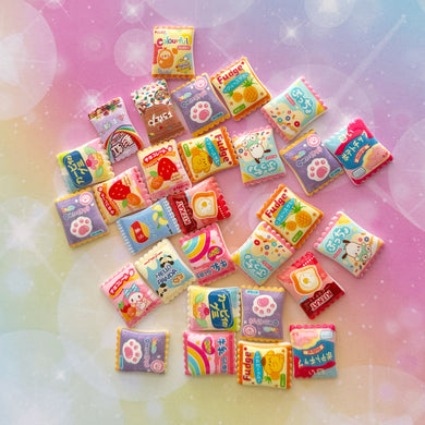 Sanrio Snacks Resin Charms 1 Bag