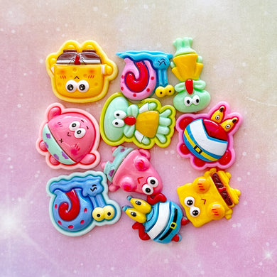 A622 Sponge and Friends Resin Charms - 10 pcs