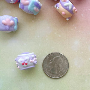 A553 Lilac Painted Beads - 20pcs