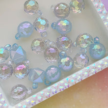 Load image into Gallery viewer, A560 Stormy Crystal Pendant Beads Mix - 1 Bag/20pcs