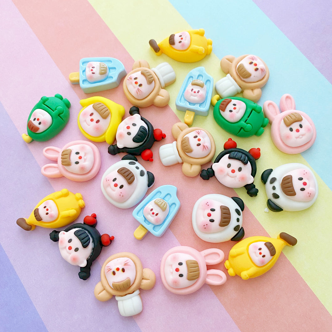 A313 Costume Kid Charms - 25pcs