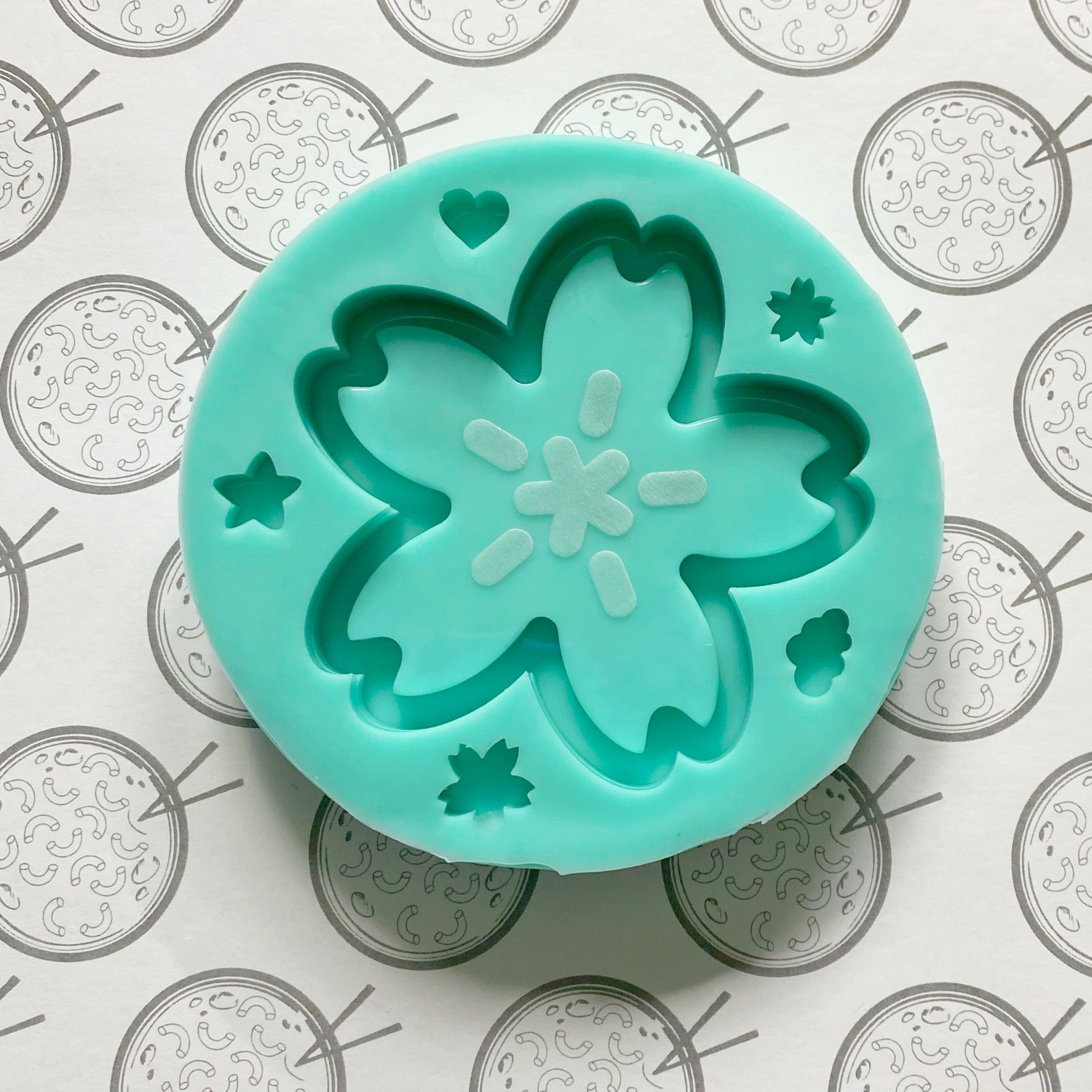 XL Sakura Shaker Single Silicone Mold for Resin – MoonNoodleShop